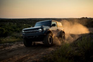 2021 Ford Bronco™ 2-door Area 51 Black Diamond™